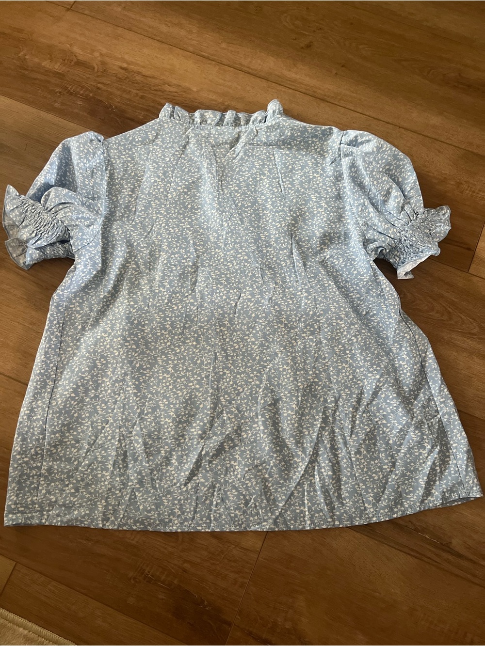 Angashion Light Blue and White Floral Embroidered Smocked Blouse Women’s Small - Picture 3 of 3